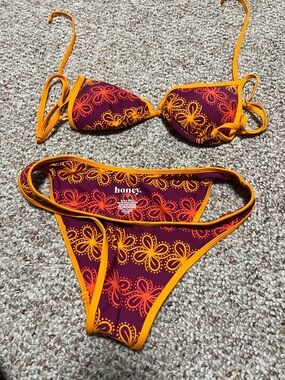 Honey bikini NWOT